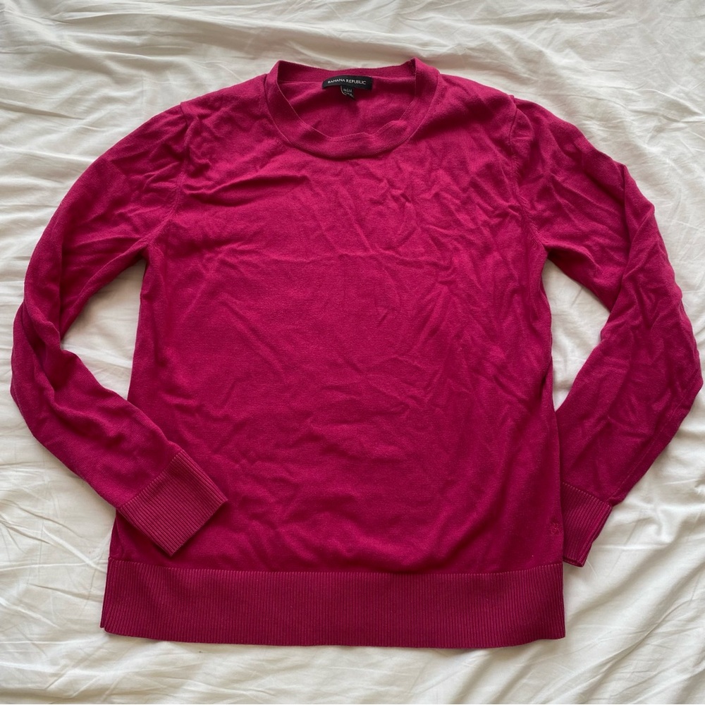 Banana Republic Crewneck Sweater in Fuchsia